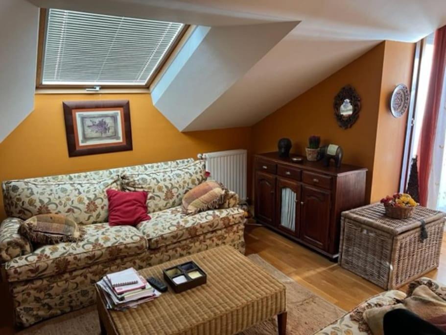 Atractivo Atico 2 Habitaciones Вилавичоза Екстериор снимка